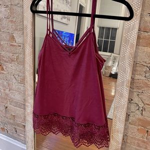Women’s maroon Express tank top size medium